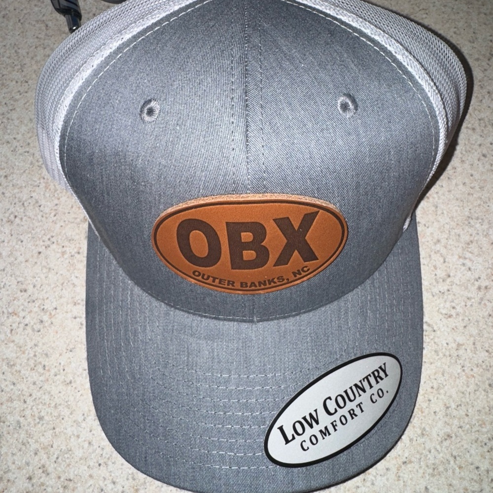 OBX Low Country Comfort CO Trucker hat like new